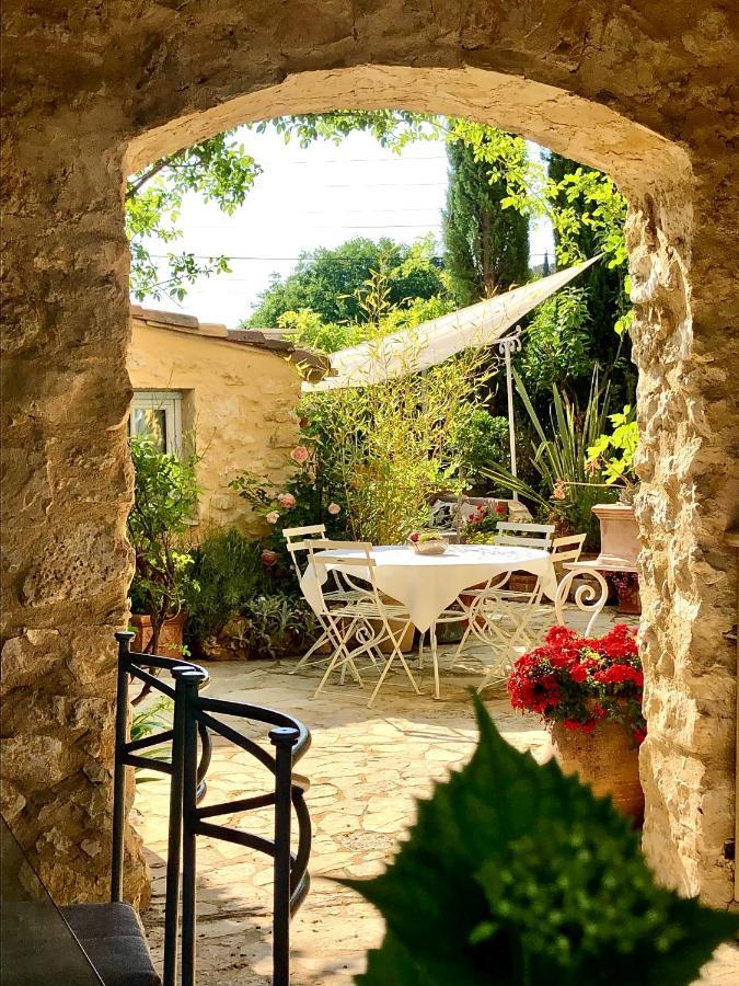 L'Ile Aux Fleurs Villa Ventabren Kültér fotó